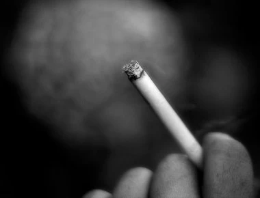 Έμφραγμα: Πόσα τσιγάρα την ημέρα διπλασιάζουν τον κίνδυνο;